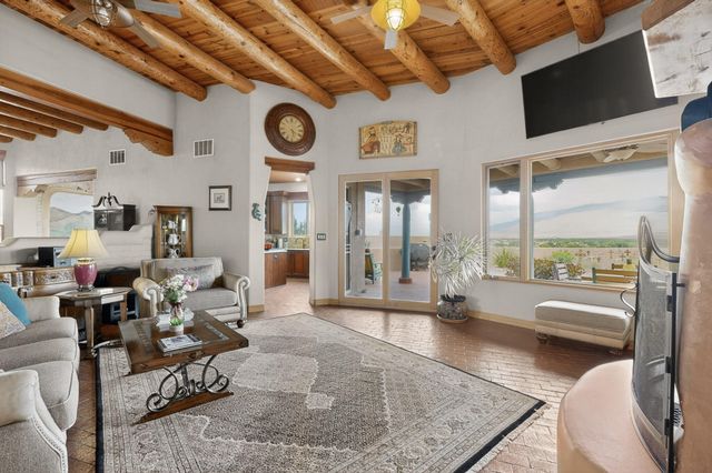 480 Valle Vista Road, Corrales, NM 87048