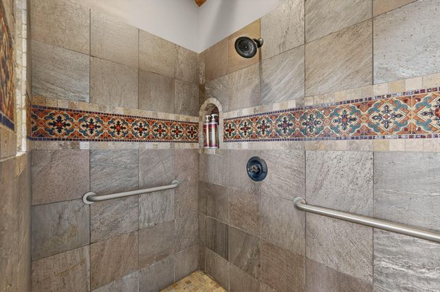 480 Valle Vista Road, Corrales, NM 87048