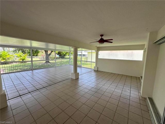 22 SE 14th CT, Cape Coral, FL 33990