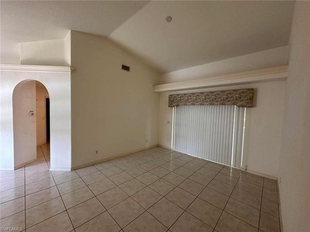 22 SE 14th CT, Cape Coral, FL 33990