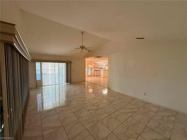 22 SE 14th CT, Cape Coral, FL 33990