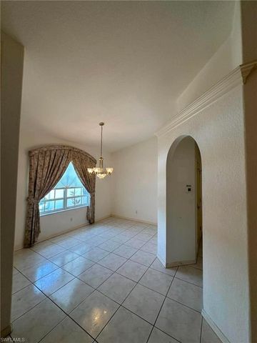 22 SE 14th CT, Cape Coral, FL 33990