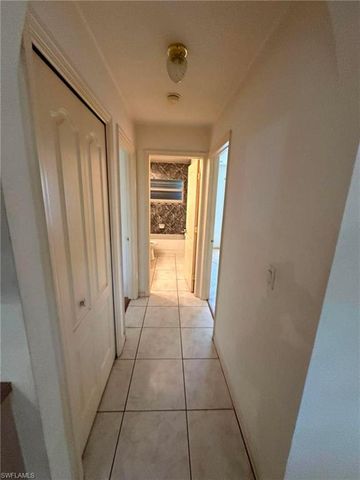 22 SE 14th CT, Cape Coral, FL 33990