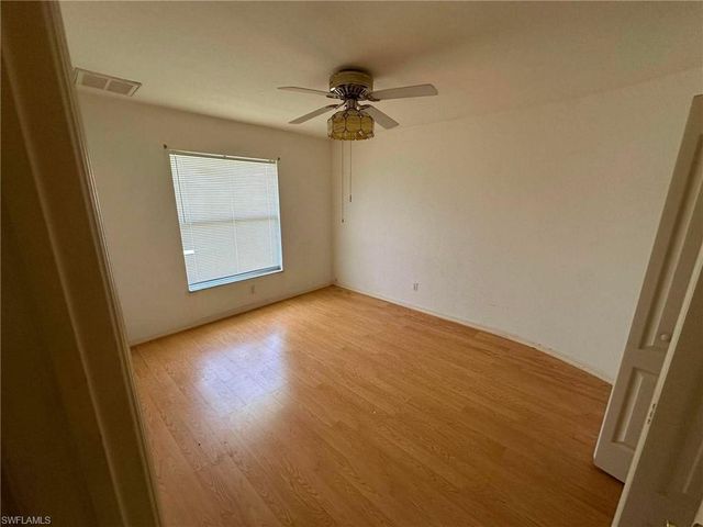 22 SE 14th CT, Cape Coral, FL 33990