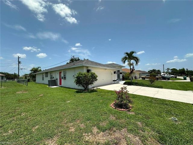 22 SE 14th CT, Cape Coral, FL 33990