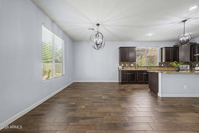 12394 N 69TH Avenue, Peoria, AZ 85381