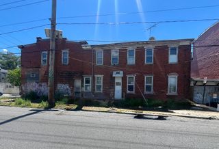 901 S 5TH ST, Camden, NJ 08103