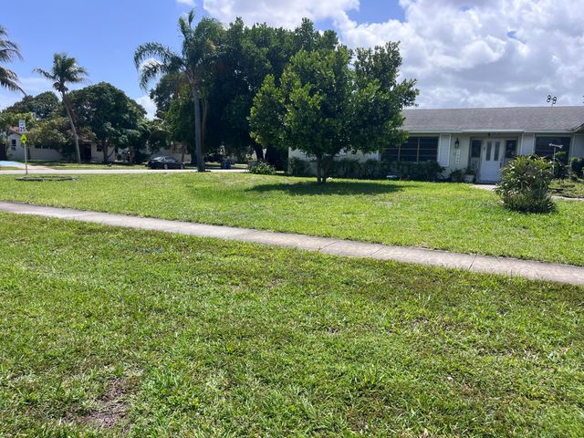 1400 Flagler Boulevard, Lake Park, FL 33403