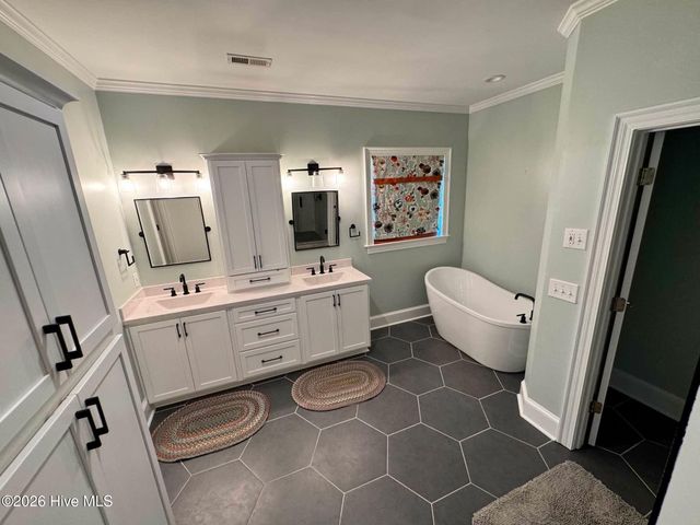 1625 Pelham Road, Winterville, NC 28590