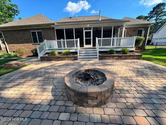 1625 Pelham Road, Winterville, NC 28590