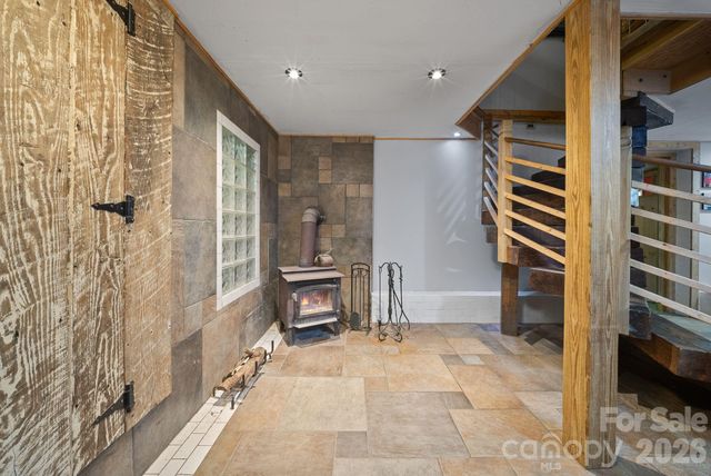 4606 Hemphill Road, Waynesville, NC 28785