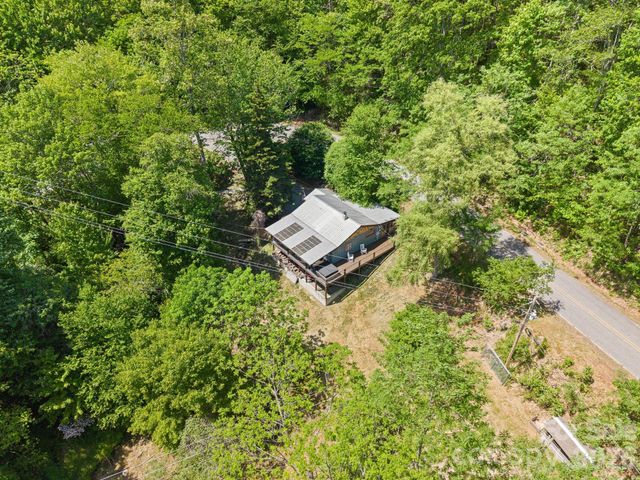 4606 Hemphill Road, Waynesville, NC 28785