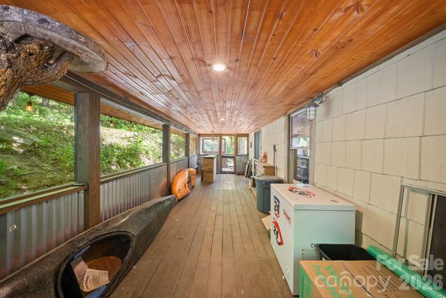 4606 Hemphill Road, Waynesville, NC 28785