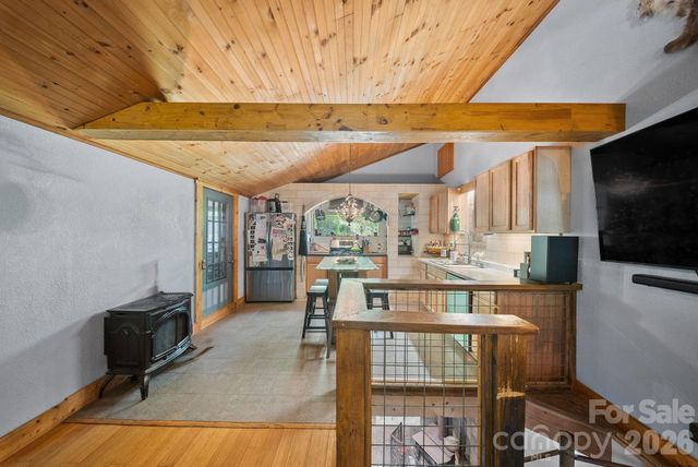 4606 Hemphill Road, Waynesville, NC 28785
