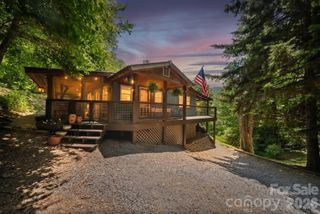 4606 Hemphill Road, Waynesville, NC 28785