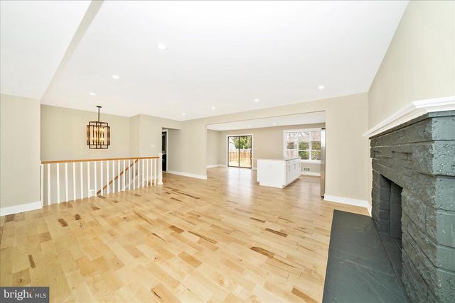 4612 WESTRIDGE PL, Temple Hills, MD 20748