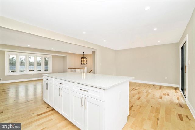 4612 WESTRIDGE PL, Temple Hills, MD 20748