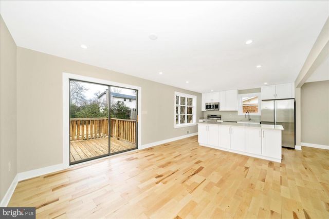 4612 WESTRIDGE PL, Temple Hills, MD 20748