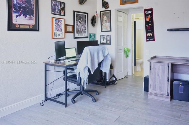 7034 SW 112th Ct, Miami, FL 33173