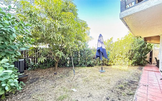 7034 SW 112th Ct, Miami, FL 33173