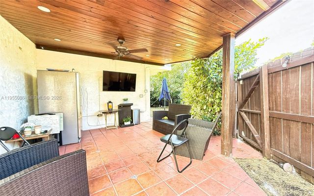 7034 SW 112th Ct, Miami, FL 33173