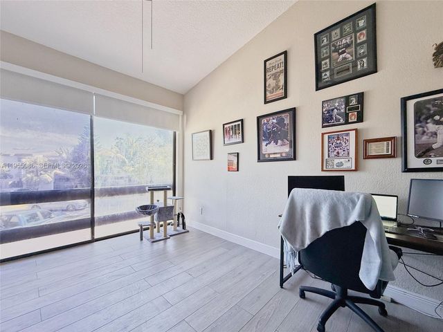 7034 SW 112th Ct, Miami, FL 33173