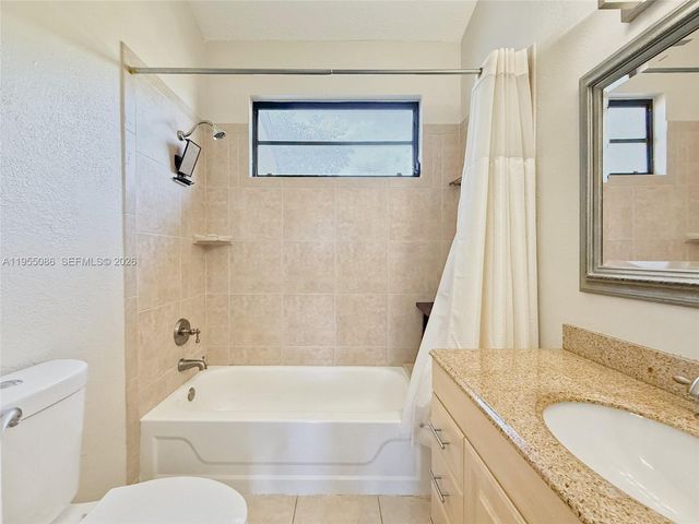 7034 SW 112th Ct, Miami, FL 33173