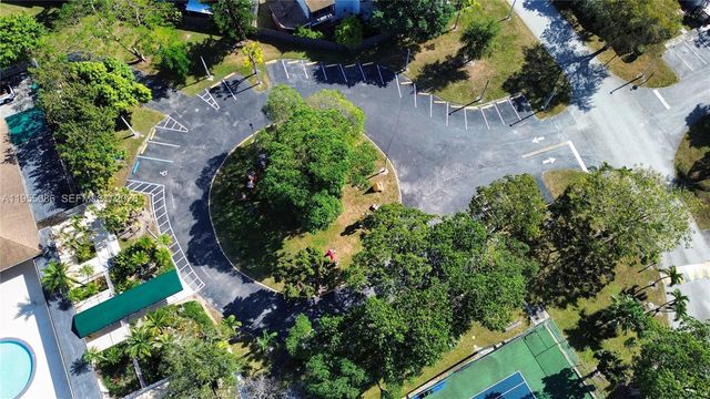 7034 SW 112th Ct, Miami, FL 33173