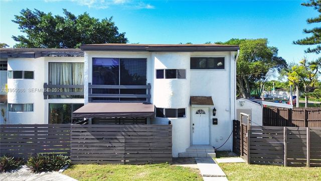 7034 SW 112th Ct, Miami, FL 33173