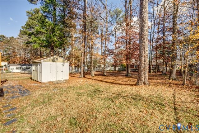9725 Laurel Pine Dr, Henrico, VA 23228