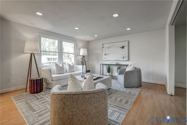 9725 Laurel Pine Dr, Henrico, VA 23228