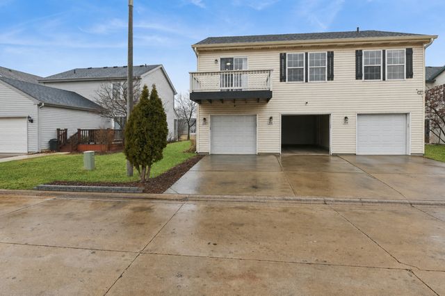 356 OGDEN FALLS Boulevard 356, Oswego, IL 60543