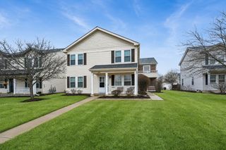 356 OGDEN FALLS Boulevard 356, Oswego, IL 60543