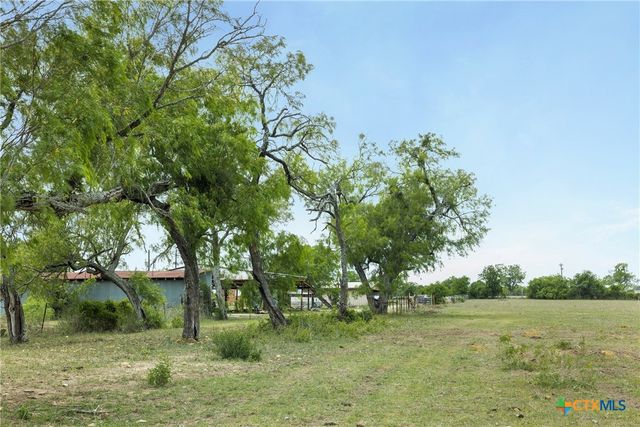 9765 State Park Road, Lockhart, TX 78644
