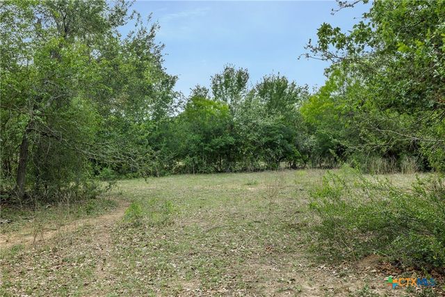 9765 State Park Road, Lockhart, TX 78644