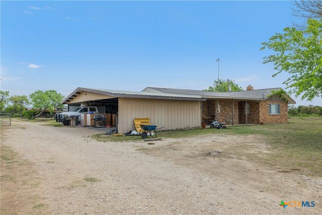 9765 State Park Road, Lockhart, TX 78644