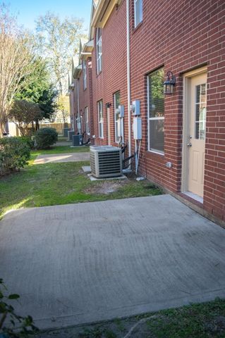 9224 Rodney Ray Boulevard 18, Houston, TX 77040