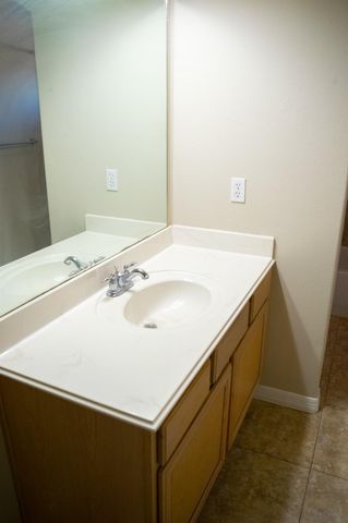 9224 Rodney Ray Boulevard 18, Houston, TX 77040