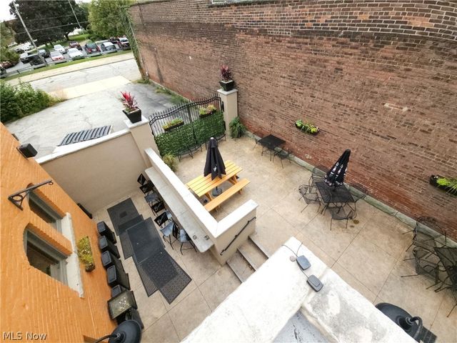 11609 Detroit Avenue, Cleveland, OH 44102