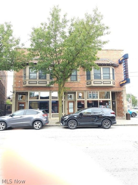 11609 Detroit Avenue, Cleveland, OH 44102