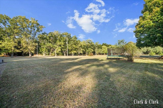 3715 E Skeels Road, Holton, MI 49425