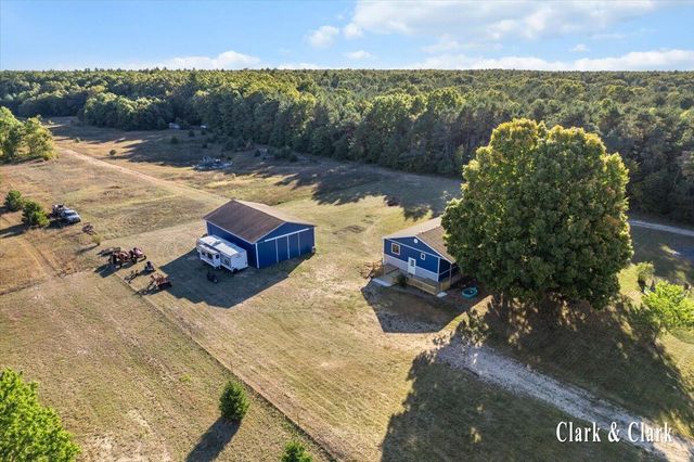 3715 E Skeels Road, Holton, MI 49425