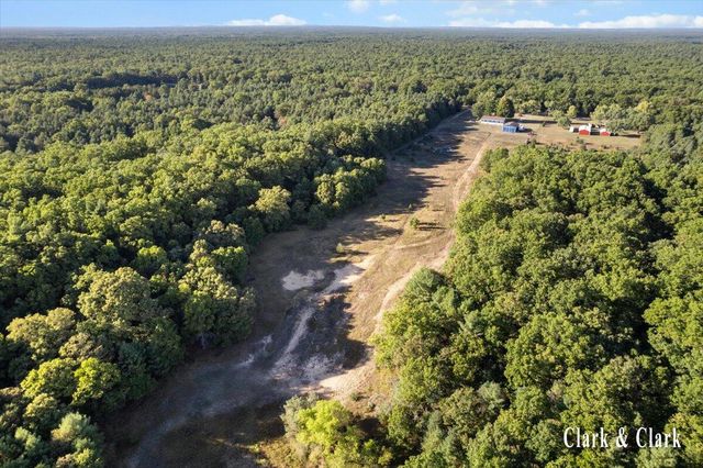 3715 E Skeels Road, Holton, MI 49425