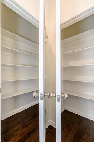 3801 W Broadmoor Street, Springfield, MO 65807