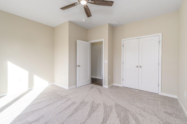 3801 W Broadmoor Street, Springfield, MO 65807