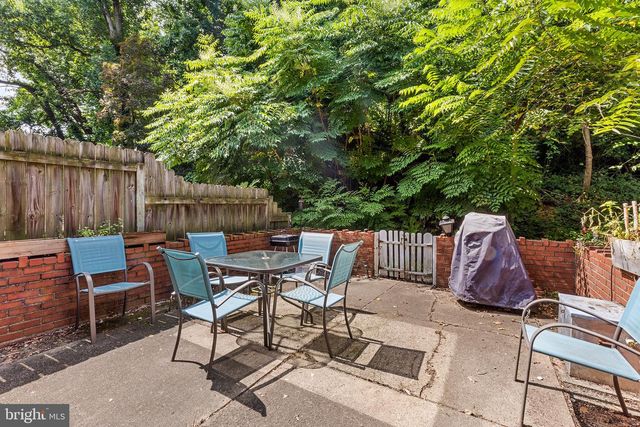 614 N SYCAMORE AVE, Clifton Heights, PA 19018