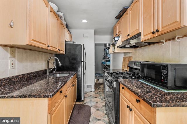 614 N SYCAMORE AVE, Clifton Heights, PA 19018