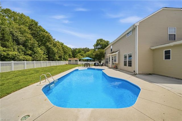 608 September LN, Chesapeake, VA 23322