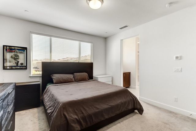 9490 Cheverny Way, Sacramento, CA 95829