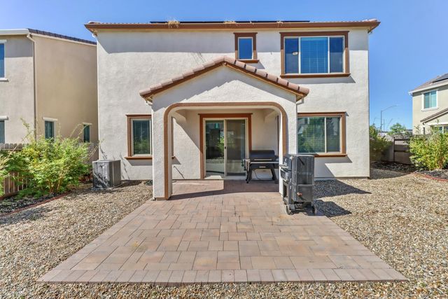 9490 Cheverny Way, Sacramento, CA 95829